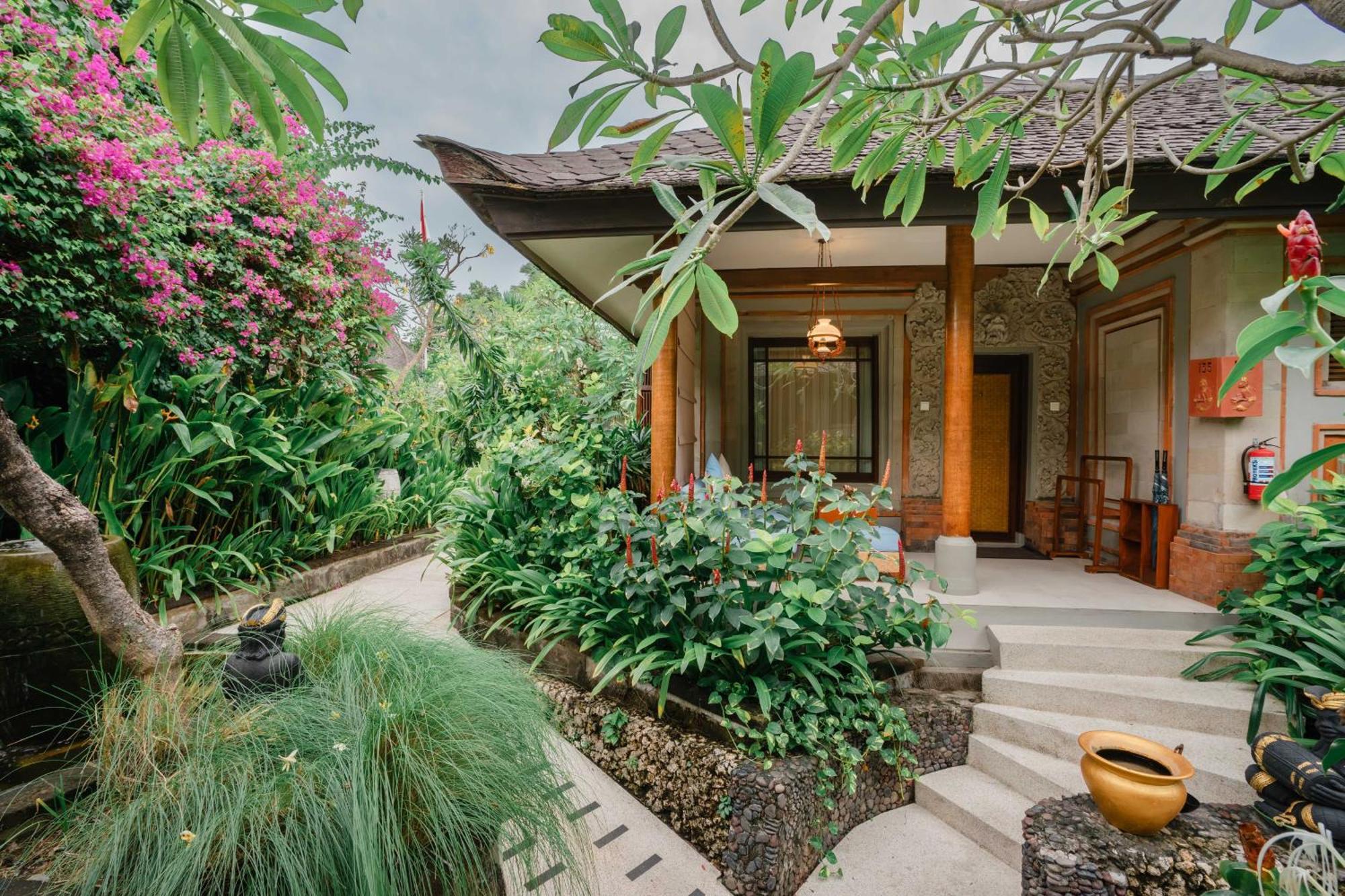 Kuta Seaview Boutique Resort מראה חיצוני תמונה