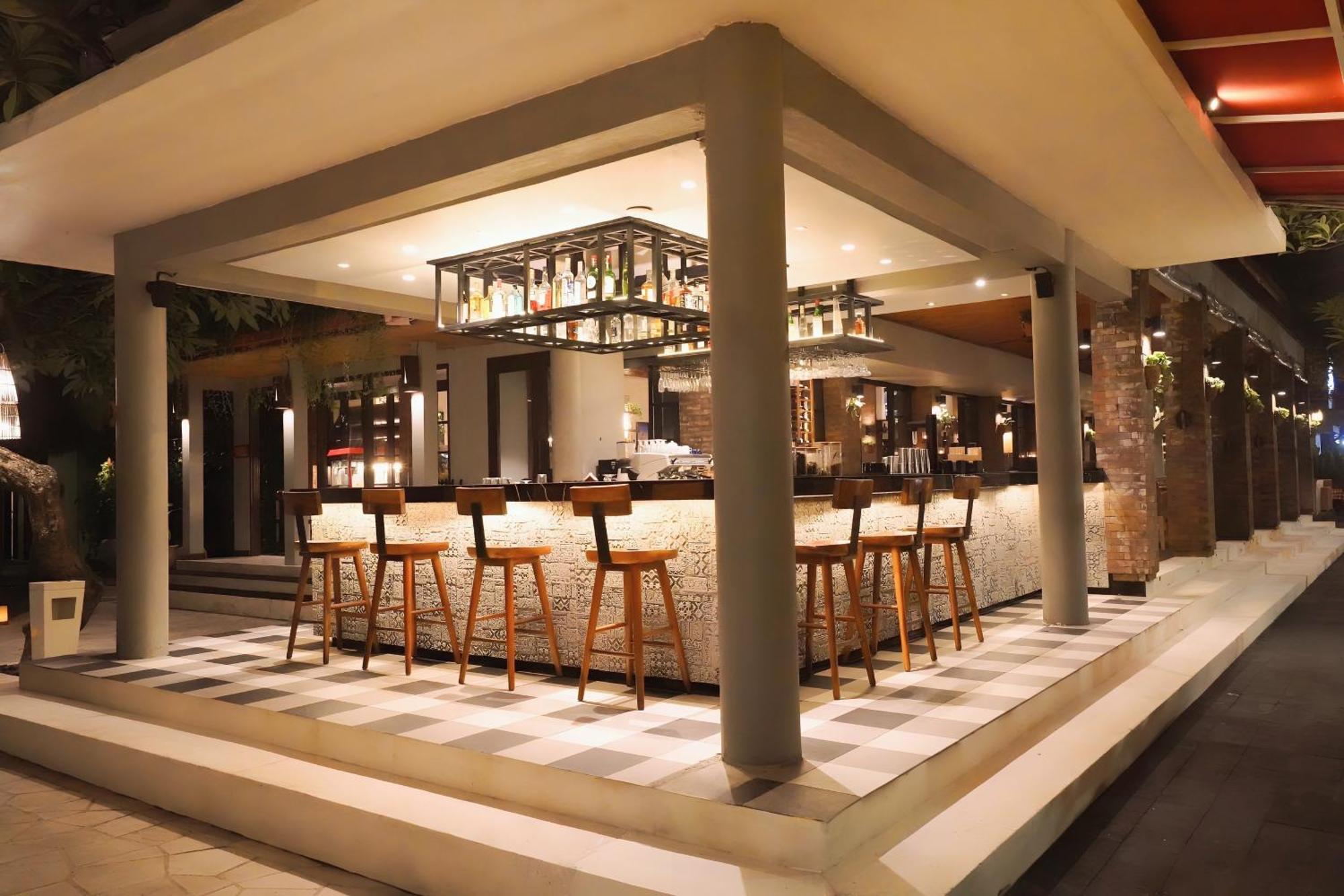 Kuta Seaview Boutique Resort מראה חיצוני תמונה