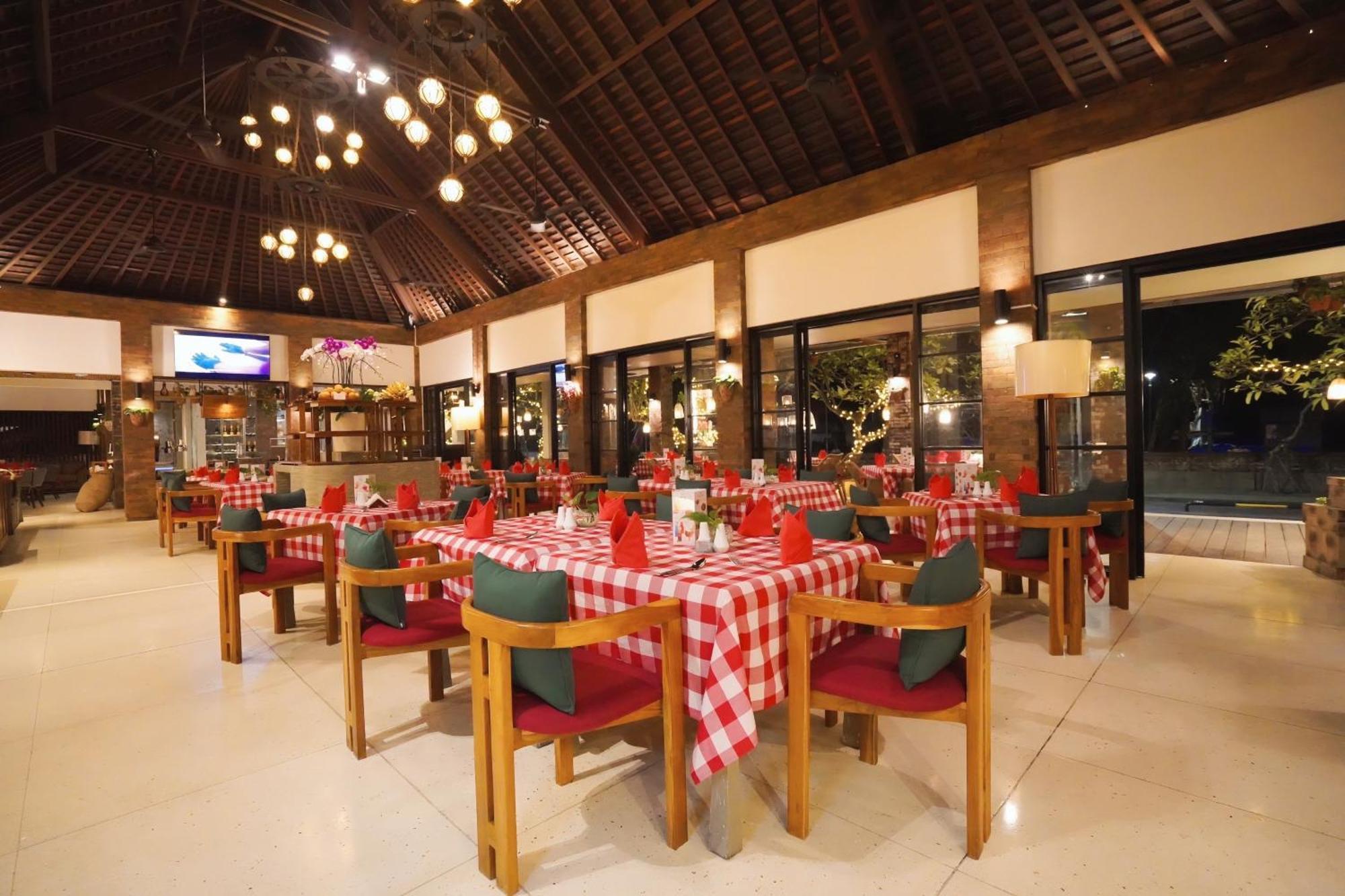 Kuta Seaview Boutique Resort מראה חיצוני תמונה
